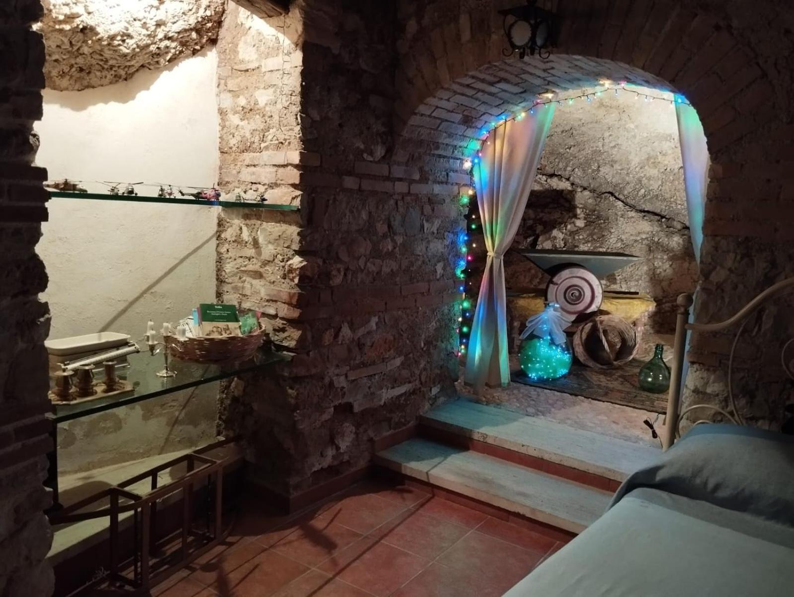 Al Cantinone Toffia Kültér fotó