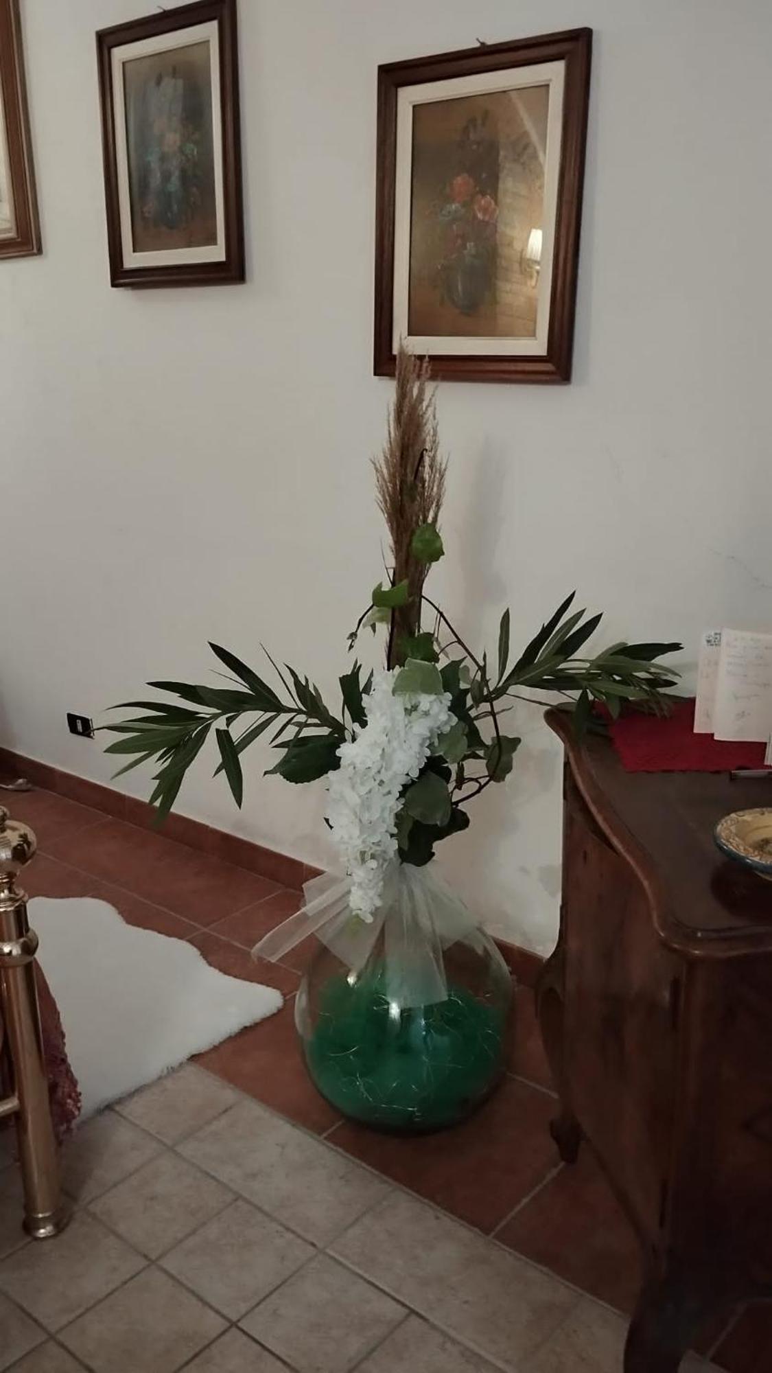 Al Cantinone Toffia Kültér fotó